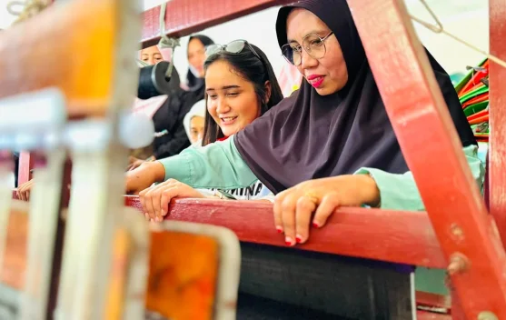 PHR Bangkitkan Tenun Limbungan, Pengrajin Kembali Produktif