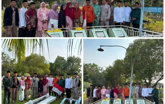 Jelang HUT ke-81 RI, KUA Bantan Ziarah ke Makam Pahlawan Pejuang Kemerdekaan