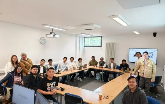 Mahasiswa Dundee dan St Andrews Soroti Kesejahteraan Guru dan Dosen