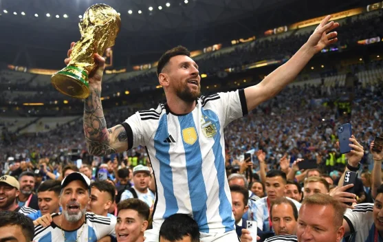 Messi Mendominasi Media Sosial,Pesan Perpisahan Penuh Haru