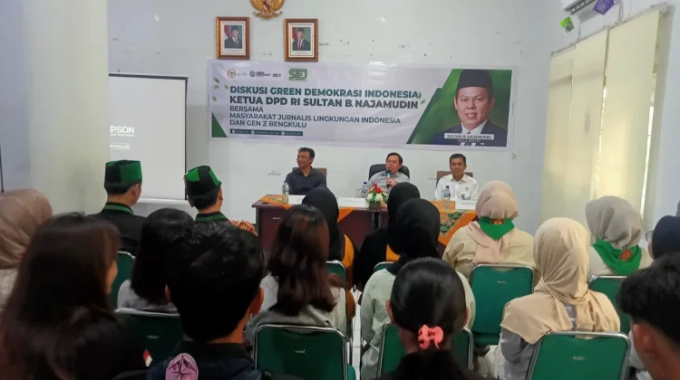 Green Demokrasi, Sultan: Alarm Iklim bagi Politik
