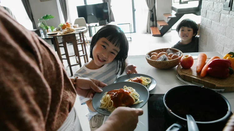 Cara Mengajarkan Anak Puasa dengan Menyenangkan dan Bertahap
