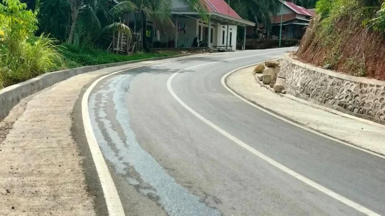 Jalan Renajaya–Komering Tuai Apresiasi Warga