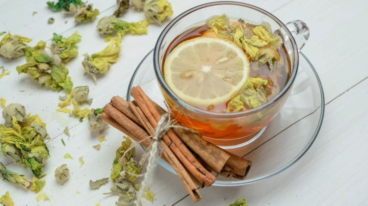 Teh Chamomile Bantu Tidur Nyenyak