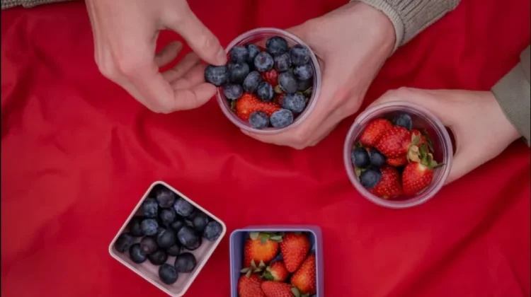 Rutin Konsumsi Buah Akan Membuat Kulit Cantik