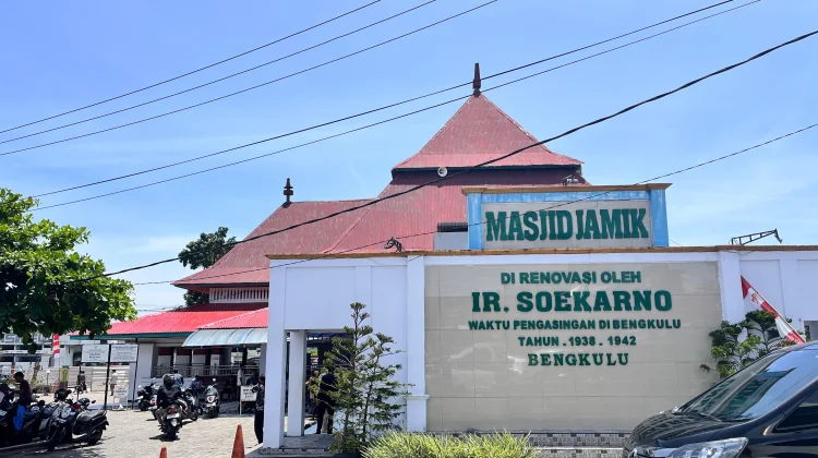 Masjid Jamik Jadi Lokasi Wisata Religi