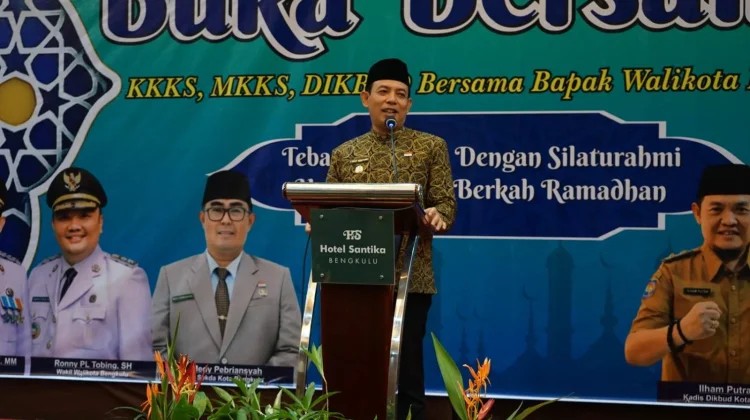 Pemkot Siapkan Hadiah Umroh Gratis untuk Guru dan Kepsek Terbaik