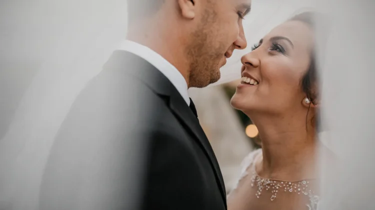 Komunikasi Jadi Kunci Keharmonisan Hubungan Suami Istri