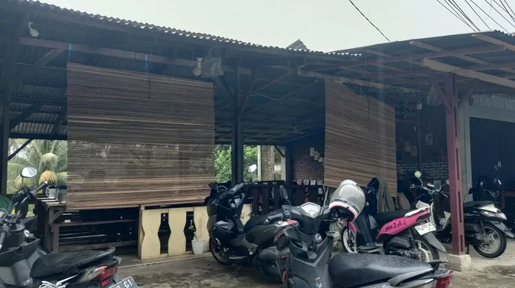 Satpol PP Ingatkan Rumah Makan Padang Tirai