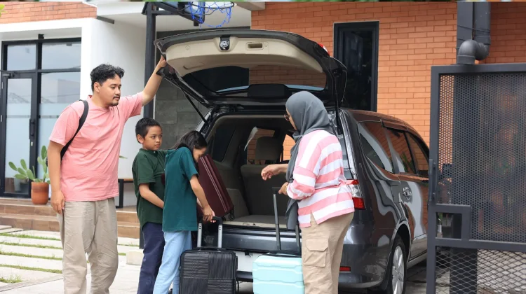 Barang  yang Wajib Dibawa saat Berkendara Jarak Jauh