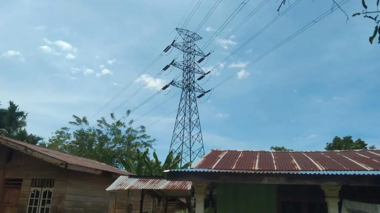 Warga Tolak Sembako dari Perusahaan Listrik