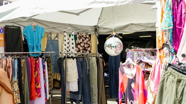 Preloved dan Gaya Belanja Berkelanjutan