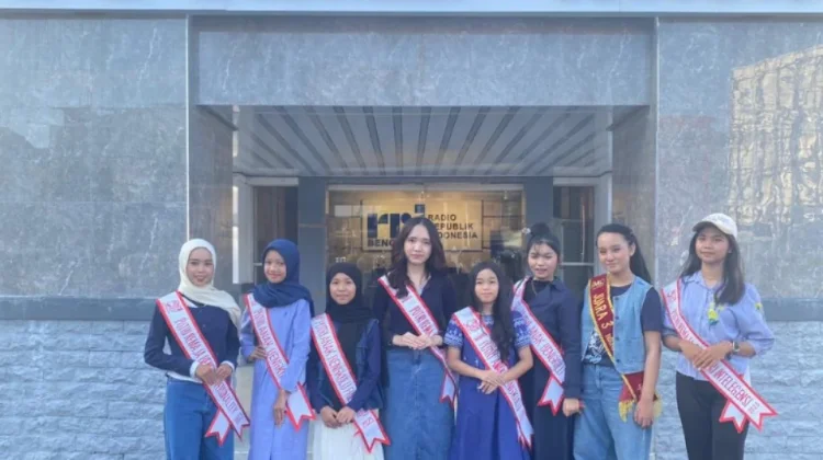 Putri Remaja dan Putri Anak Bengkulu Gelar Aksi Berbagi Takjil di Bulan Ramadhan