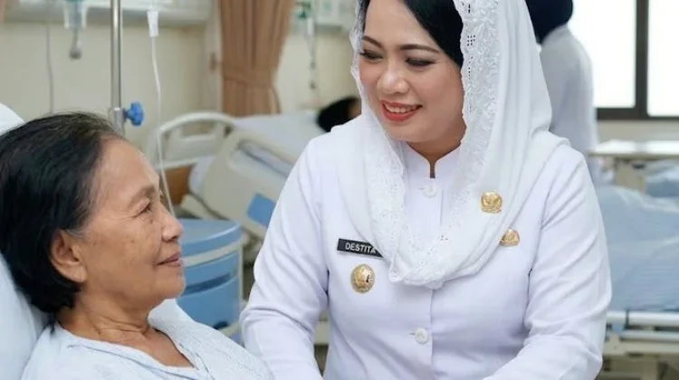 Senator Destita Ungkap Peran Strategis Perawat di HUT ke-52 PPNI