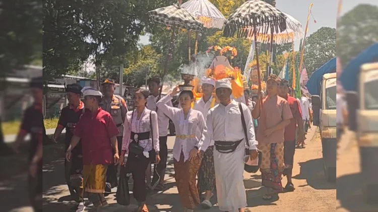 Sambut Nyepi, Pura Dharma Yatra Laksanakan Upacara Melasti