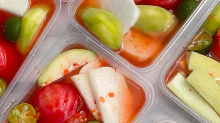 Buah-Buahan yang Cocok Dijadikan Rujak
