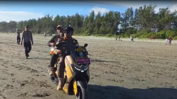 Satpol PP Kota Bengkulu Imbau Pengunjung Pantai Panjang Jaga Keselamatan