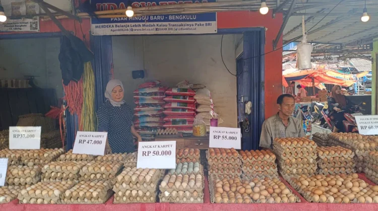 Pasca Lebaran Harga Ayam, Beras, dan Telur Masih Tinggi