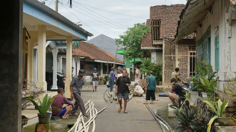 Mengamati Perbedaan Tetangga Akrab dan Individualis dalam Kehidupan Sosial