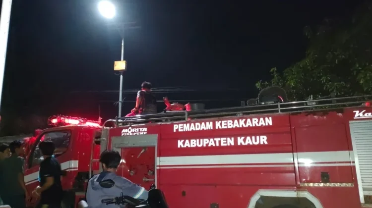 Damkar Kaur Masih Kekurangan Mobil Pemadam Kebakaran