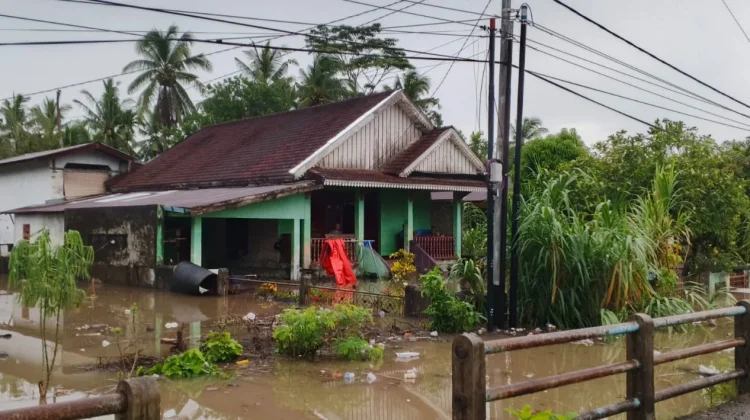 Banjir Rendam Sejumlah Rumah Warga Kota Bengkulu