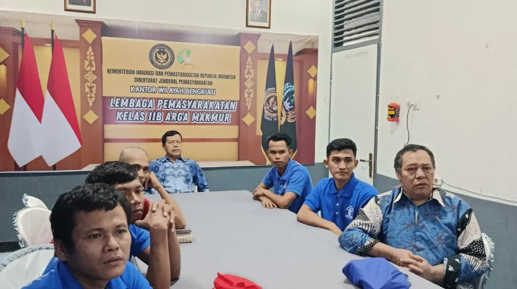 WBP Lapas Arga Makmur Ikuti Ibadah Via Zoom