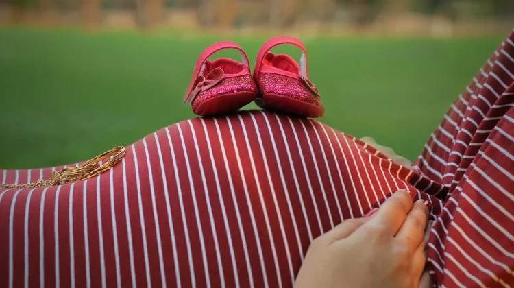 Morning Sickness Penyebab Mual Muntah pada Ibu Hamil dan Solusinya