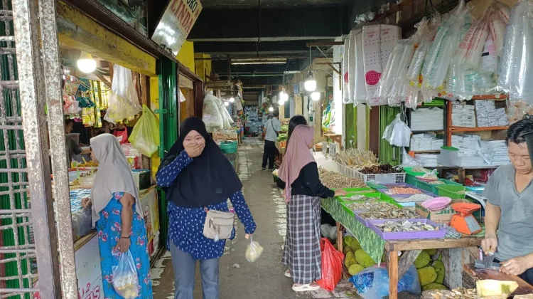 Pedagang Kembali ke Lokasi Lama, Gedung PTM Masih Sepi