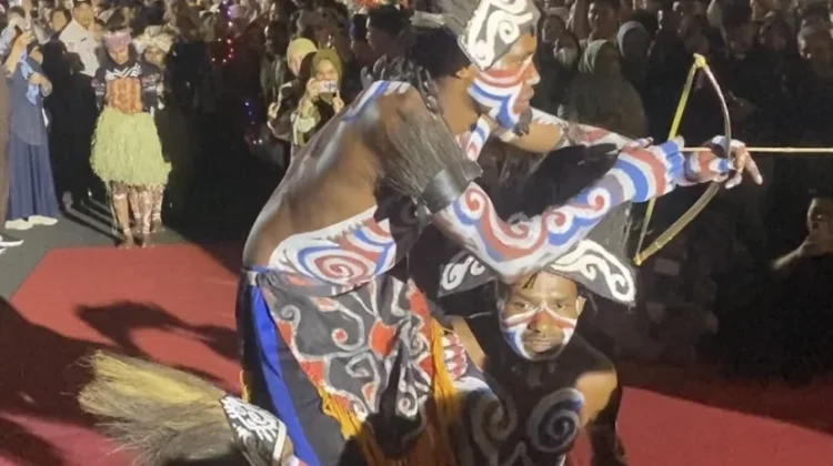 Bukan Sekadar Batik, Karnaval Bengkulu Tampilkan Indonesia Mini!