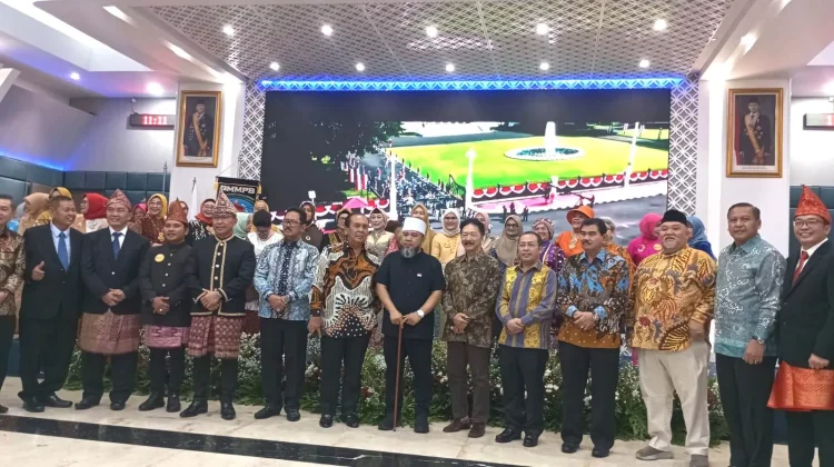 Pengurus IKABU dan PPKBT Periode 2025–2030 Dikukuhkan