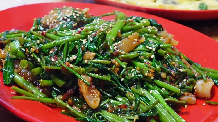 Sayur Bayam Kaya Nutrisi untuk Kesehatan Tubuh