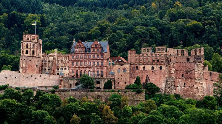 Misteri di Balik Dinding Kastil Heidelberg yang Tak Bisa Hancur oleh Perang