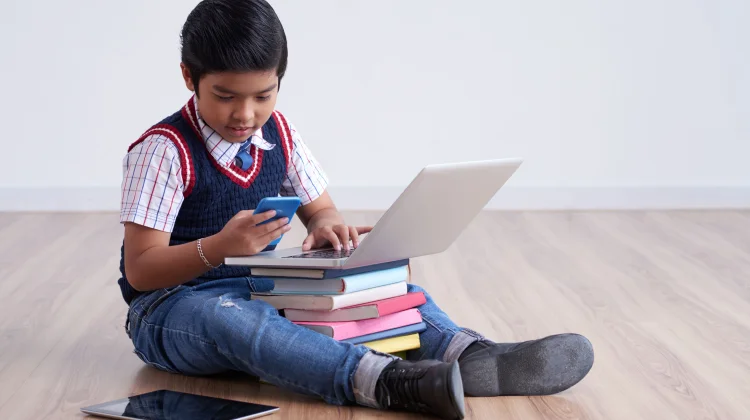 Menggunakan Internet Secara Cerdas untuk Mendukung Kegiatan Belajar