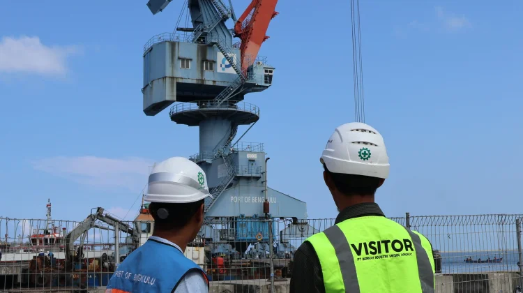 PTP Nonpetikemas Cabang Bengkulu Perkuat Layanan Multipurpose dan Komitmen K3