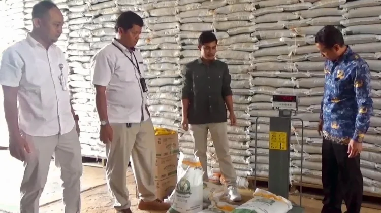 Bantuan Pangan Beras dan Minyak Goreng Belum Terlasurkan Seluruhnya