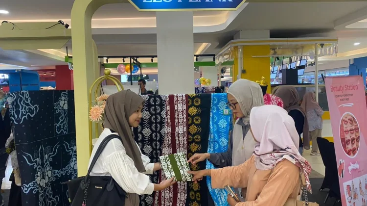 Batik Les Plank, Menjaga Ornamen Rumah Adat Bengkulu dengan Selembar Kain