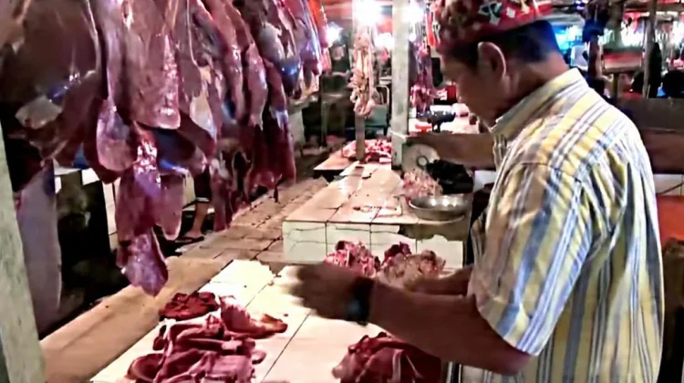 Harga Daging Sapi Tetap Bertahan Tinggi jelang Iduladha