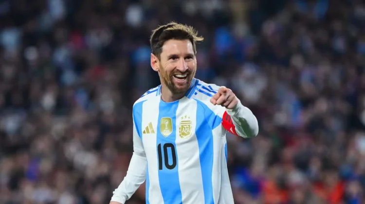 Messi Lengkapi Karier Gemilang dengan Deretan Gelar Bergengsi Dunia