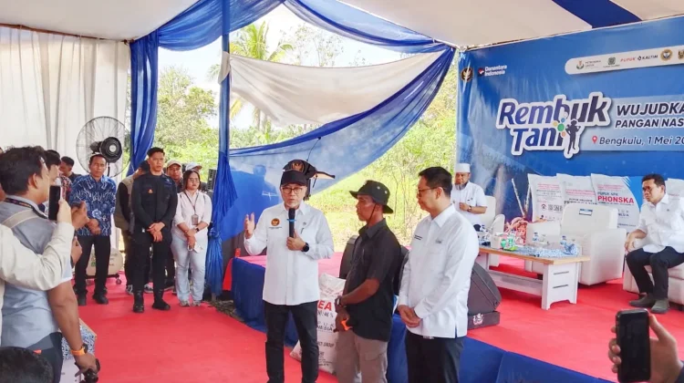 Menko Pangan RI Zulhas Tegaskan Harga Gabah Naik dan Pupuk Lancar di Bengkulu