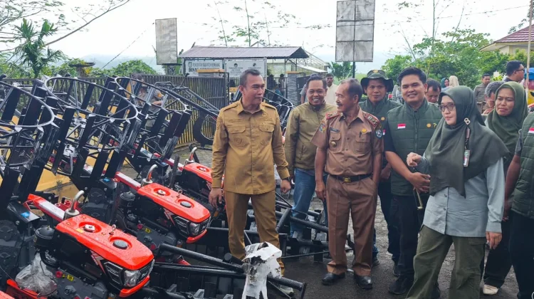 Bupati : Alsintan Sudah Banyak, Saatnya Tingkatkan Produksi