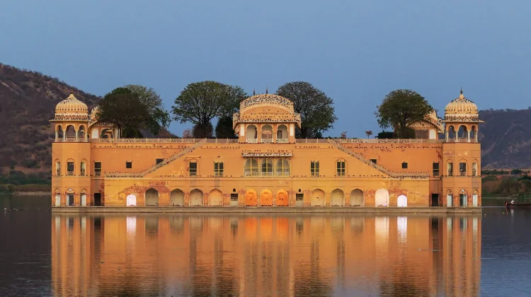 Pesona Jal Mahal: 'Istana Air' Jaipur yang Memukau Dunia dengan Pesona Sejarah