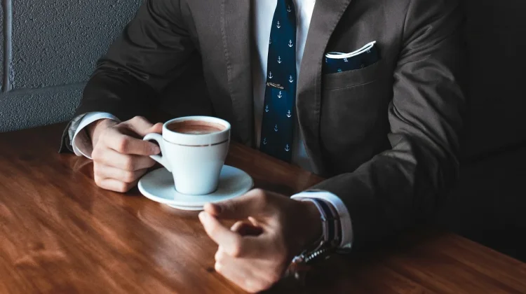 Kebiasaan Menikmati Kopi Sendiri Menjadi Bentuk Self-Care