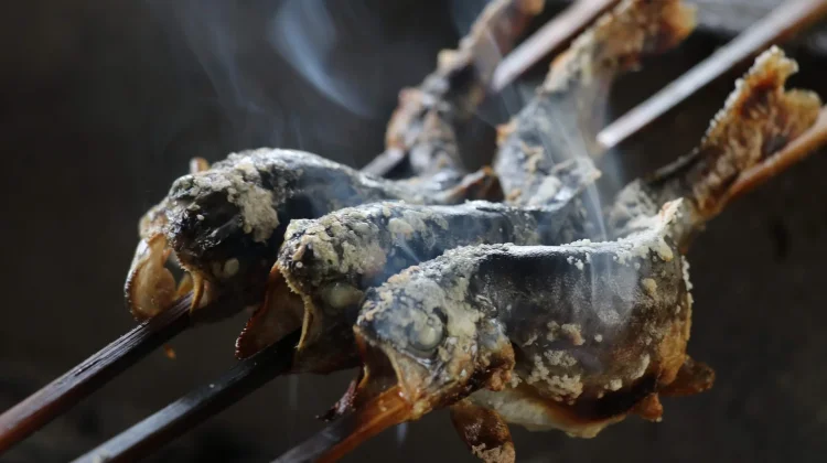 Sedap dan Menggugah Selera, Nikmatnya Lauk Ikan Asin Bakar di Meja Makan