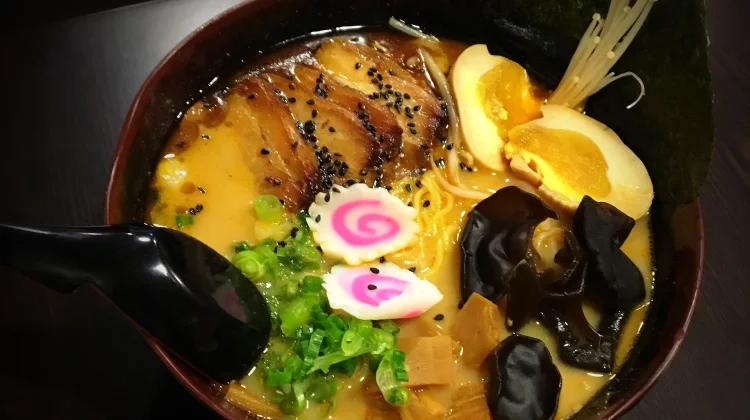 Mie Ramen yang Lezat, Hidangan Hangat Favorit Berbagai Kalangan