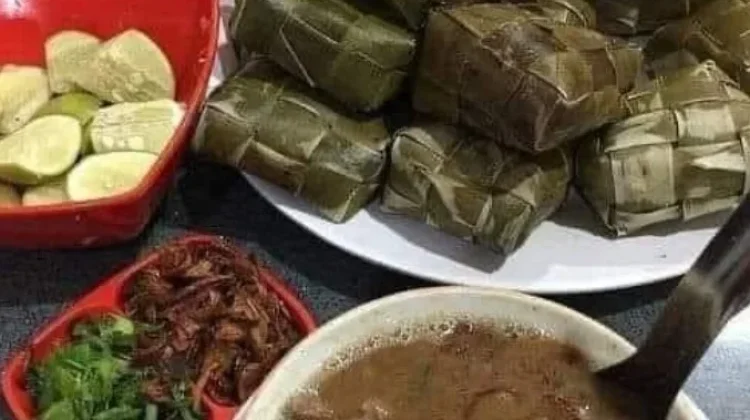 Ketupat Jadi Sajian Wajib saat Idul Adha