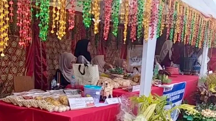Festival Gurita Pacu Kreativitas UMKM Kaur