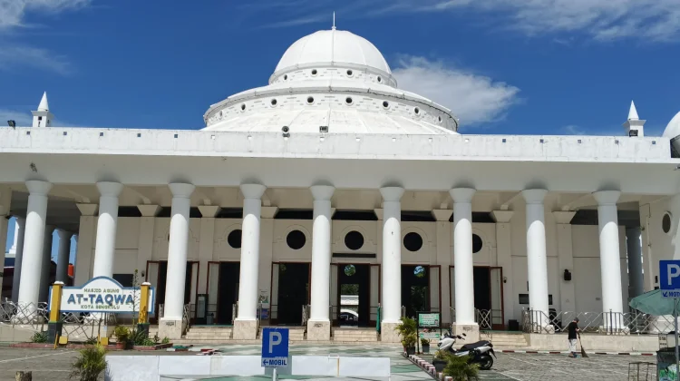 Masjid Agung At-Taqwa Persiapkan Solat Iduladha