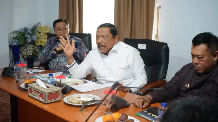 Harga TBS Sawit Turun, Perusahaan di Mukomuko Patuhi Pemprov