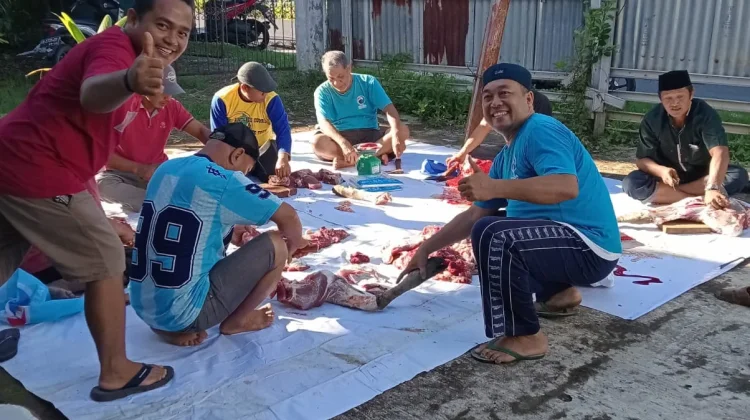 Gelora Bengkulu Tebar 77 Paket Daging Kurban
