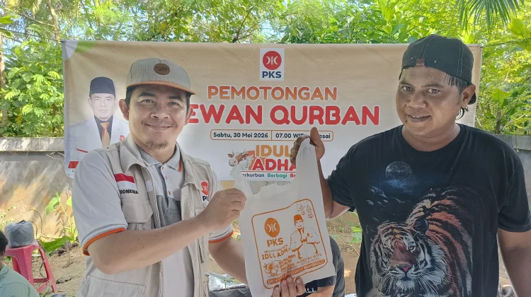 PKS Bengkulu Sembelih 30 Sapi, 2 Ekor dari Anggota DPR RI